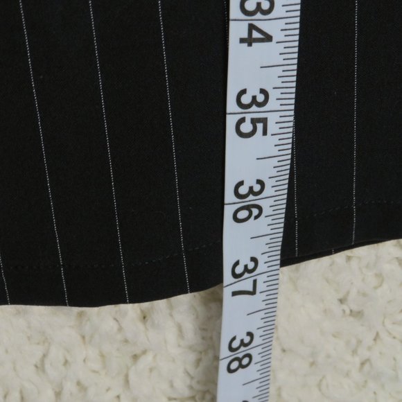 XXI* Women's Front Zipper Hook Button Closure Dress Pants~ Size Medium - Picture 9 of 9